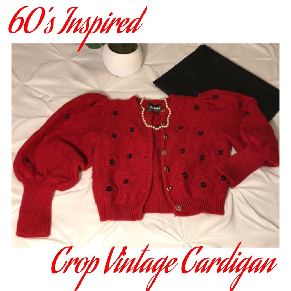 📍hold for @talliew777 Vintage Flower Cardigan